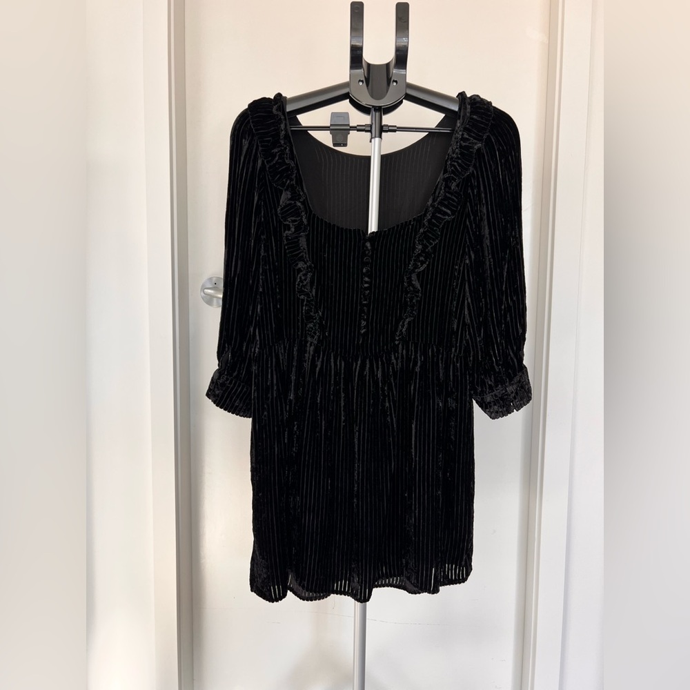 “Sézane Paris Black Velvet Silk Blend Ruffle Dress Size 38 French Romantic